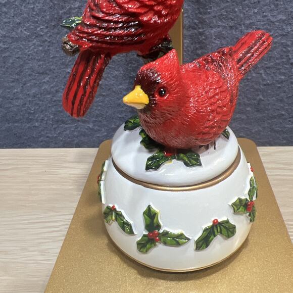 Vintage Red Carnival Christmas Music Box See video - Picture 5 of 7